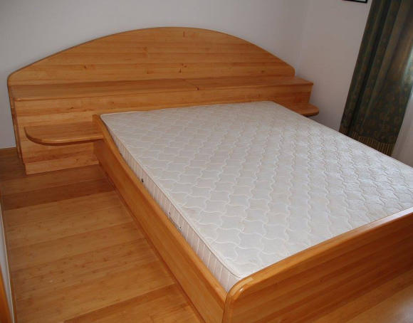 Izdelava masivnega pohištva