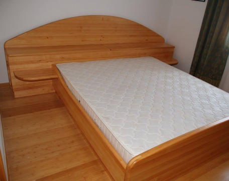 Izdelava masivnega pohištva